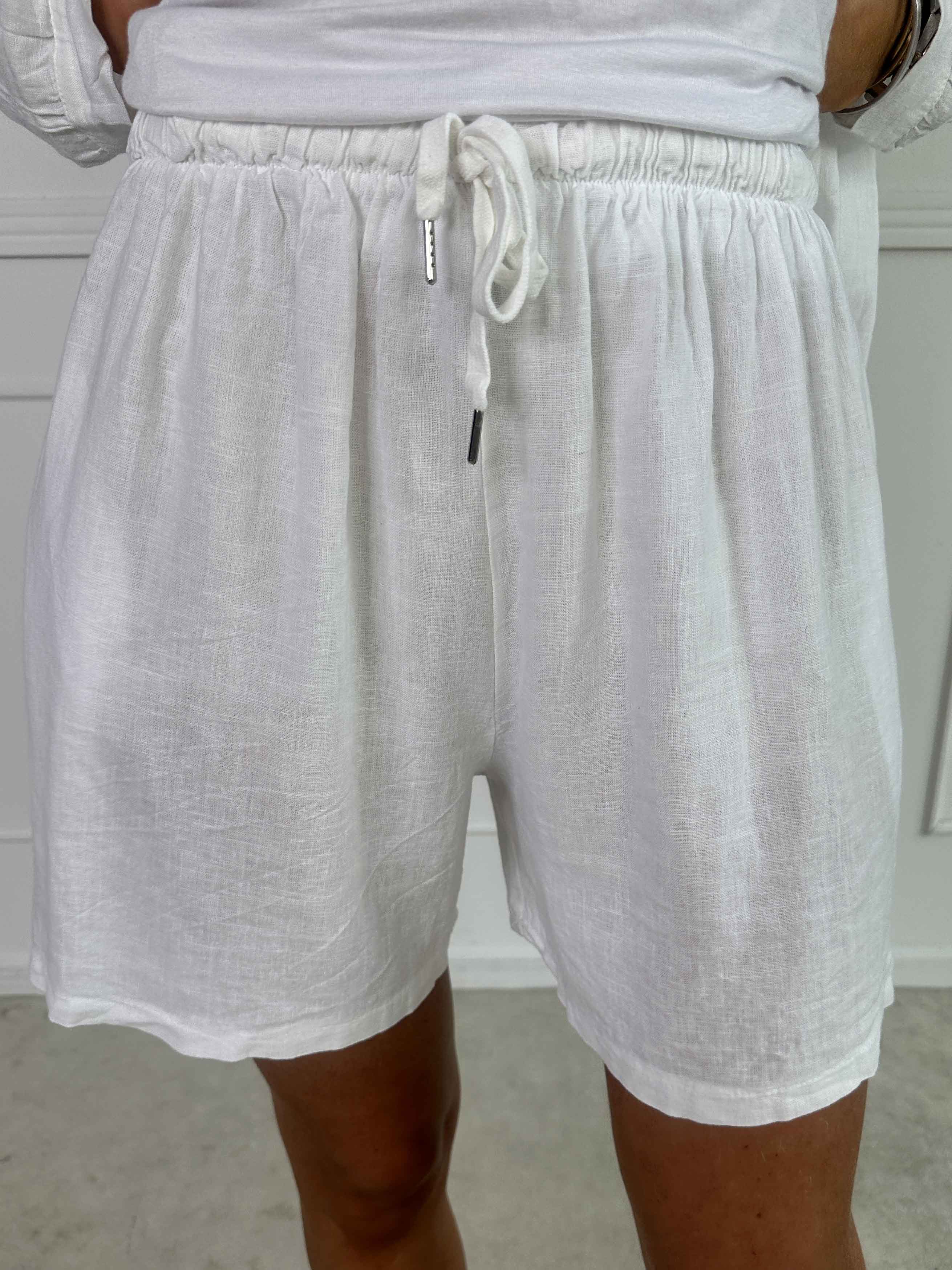 Clara Shorts - Lette shorts i viskose og hør